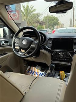 جيب جراند شيروكي